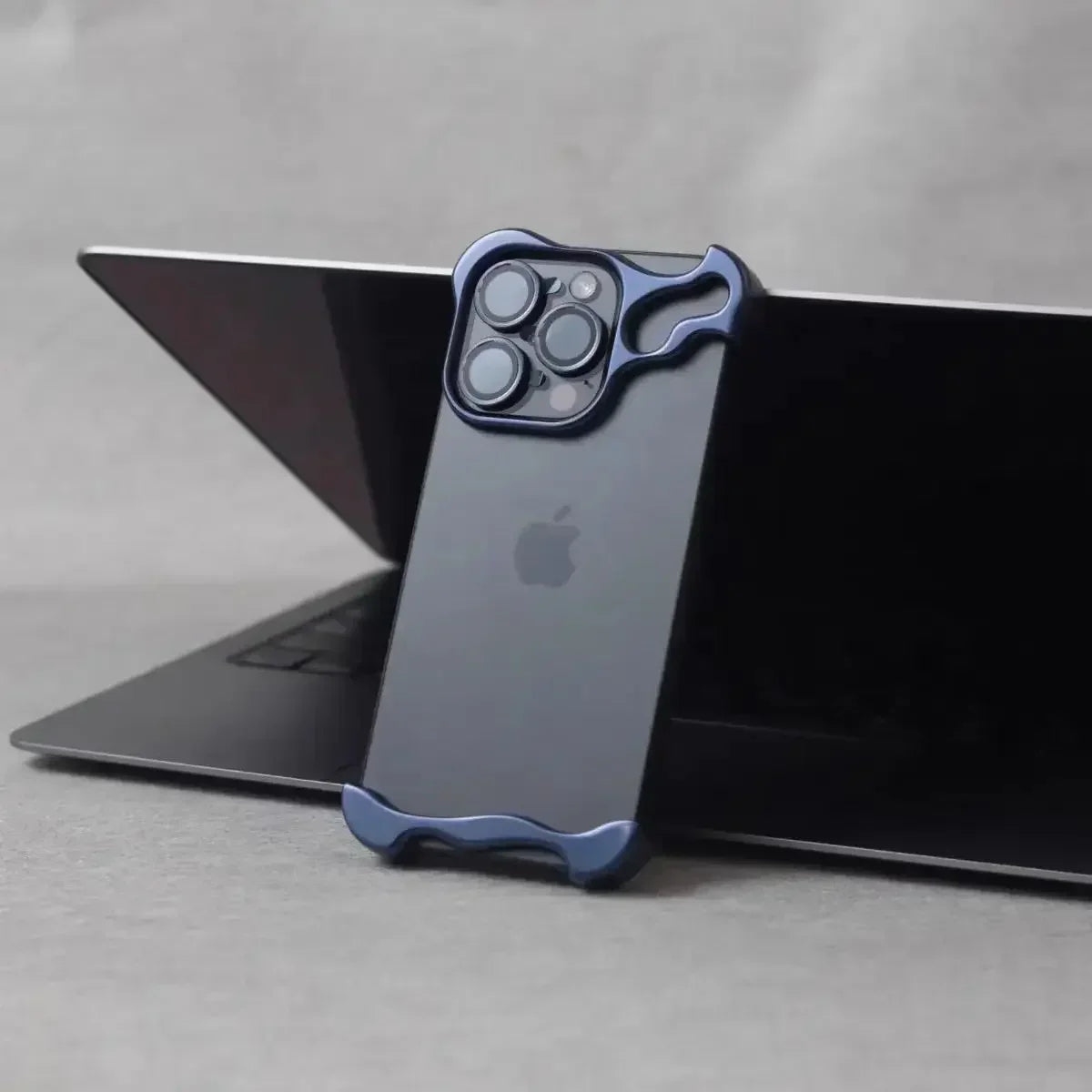 Coque iPhone 12 en alliage de zinc