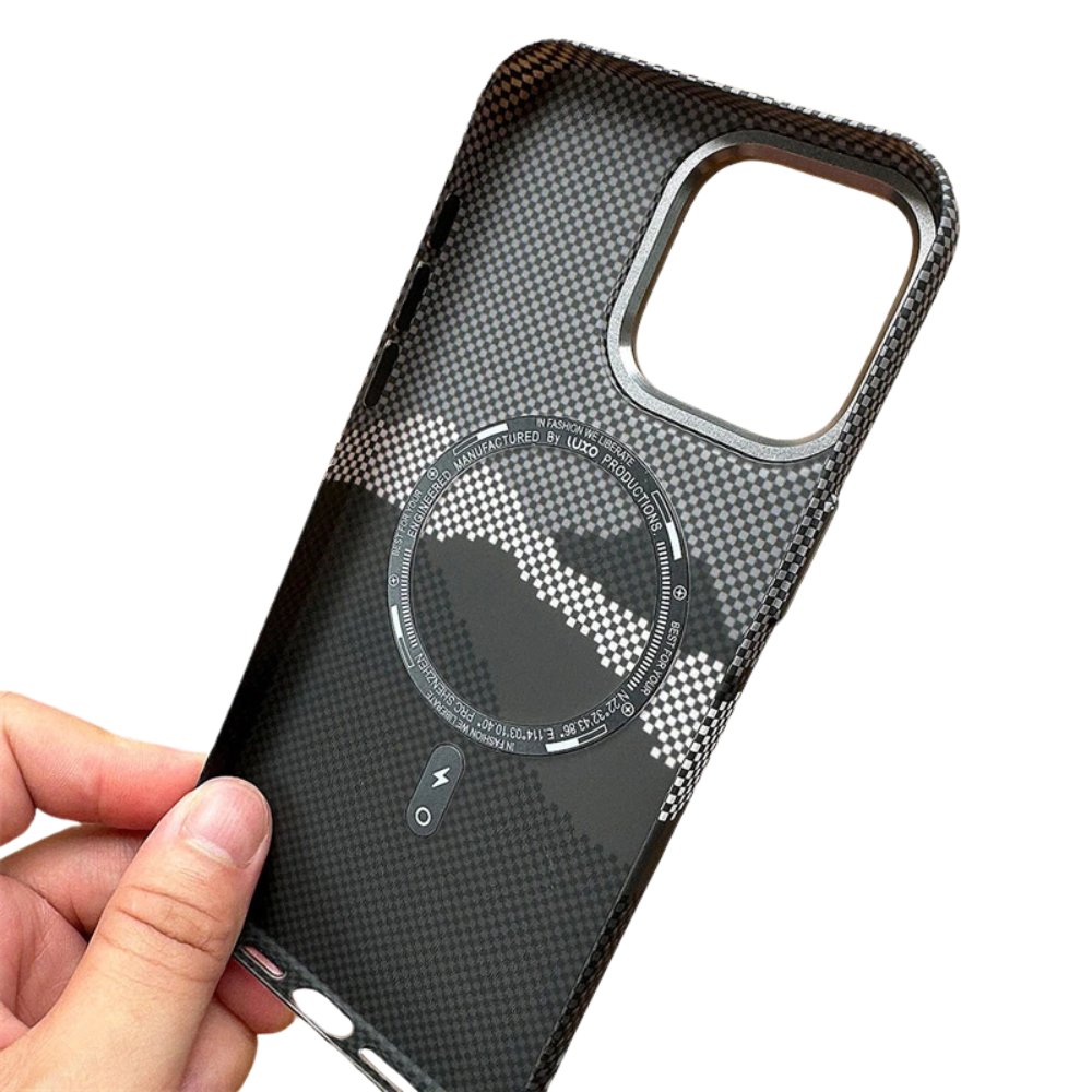 Coque Iphone Carbone Edition Montagne