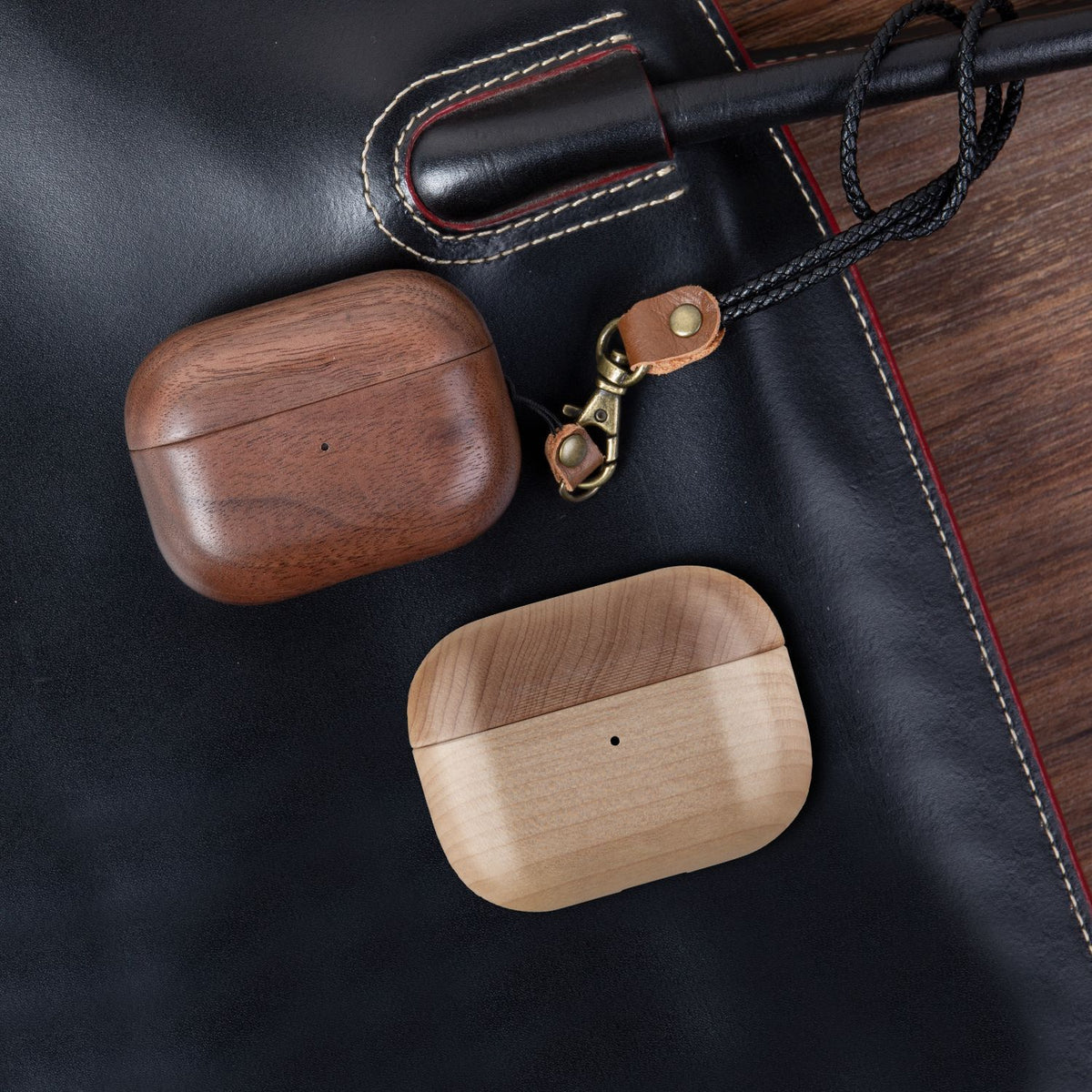 Coque Airpods en bois